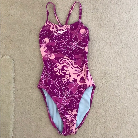 Nike Other - NEVER WORN Nike Bathing suit
